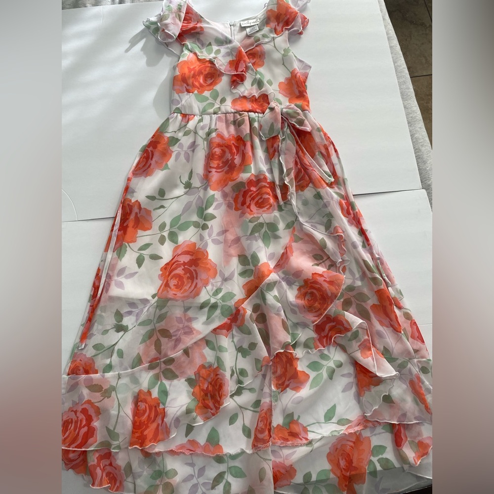 Emily West kids dress, size 8, floral, flowy, long, has been used